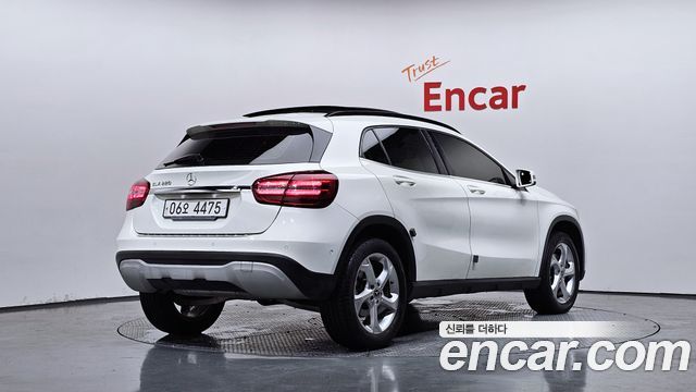 Mercedes-Benz GLA-Class из Кореи Encar