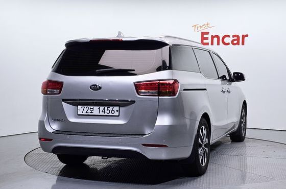 Kia Carnival 11-seater Prestige — пробег 191 436 км — фото 2 из 5