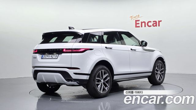 Land Rover Range Rover Evoque P250 Dynamic SE — пробег 16 км — фото 2 из 5