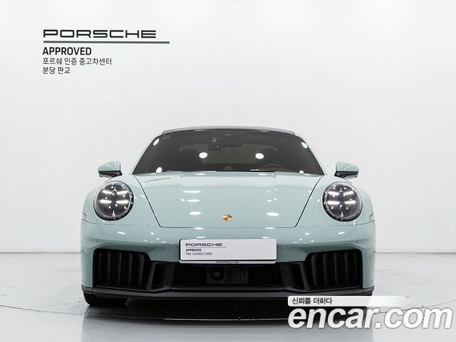 Porsche 911 Carrera 4 GTS — пробег 3 150 км — фото 3 из 5