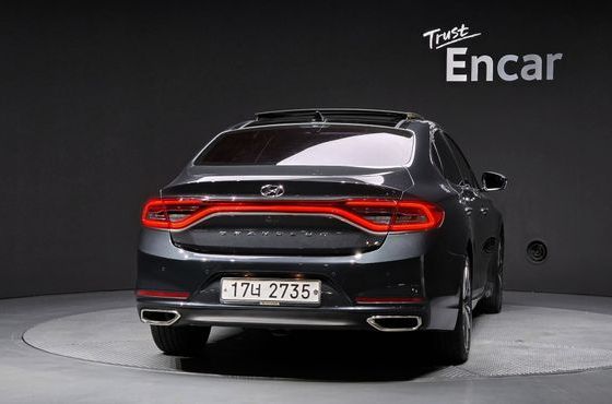 Hyundai Grandeur 2.4 Premium Special — пробег 71 223 км — фото 4 из 5