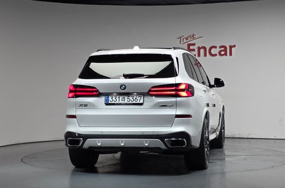 BMW X5 xDrive 40i M Sport — пробег 6 578 км — фото 4 из 5