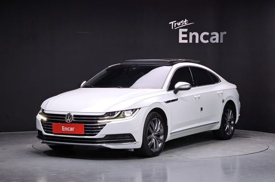Volkswagen Arteon 2.0 TDI Premium — пробег 91 500 км — фото 1 из 5