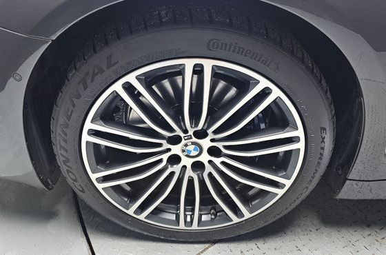 BMW 5-Series 530i xDrive M Sport Package Plus — пробег 46 340 км — фото 5 из 5