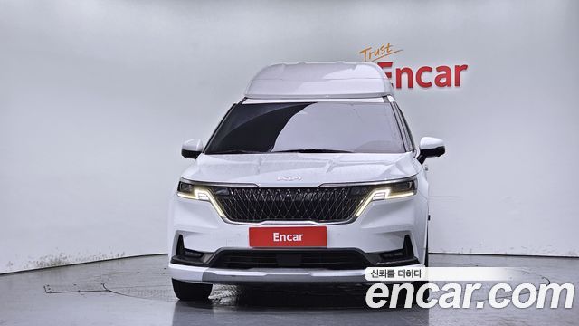 Kia Carnival 7-Seater Hi-Limousine Signature — пробег 268 845 км — фото 3 из 5