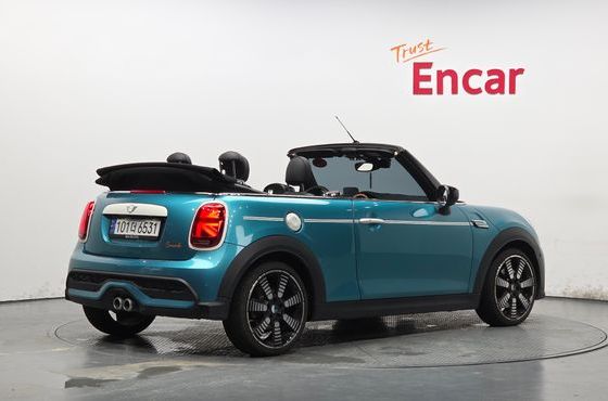 Mini Cooper Convertible Seaside Edition 3rd — пробег 21 616 км — фото 2 из 5
