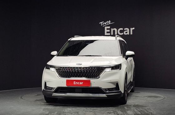 Kia Carnival 9-Seater Signature — пробег 60 063 км — фото 3 из 5