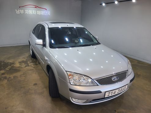 Ford Mondeo 2.0 — пробег 54 000 км — фото 3 из 5