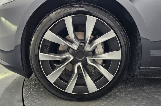 Tesla Model 3 RWD — пробег 50 098 км — фото 5 из 5