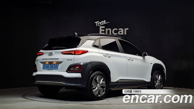 Hyundai Kona Premium — пробег 257 880 км — фото 2 из 5