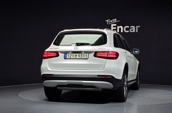 Mercedes-Benz GLC-Class GLC350e 4MATIC Premium — пробег 89 747 км — фото 4 из 5