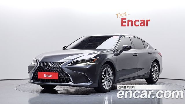 Lexus ES Executive — пробег 63 645 км — фото 1 из 5