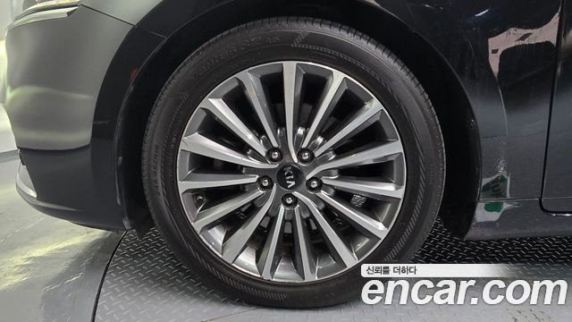 Kia K7 из Кореи Encar