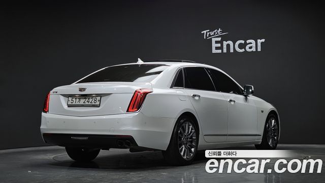 Cadillac CT6 2.0 Turbo — пробег 79 718 км — фото 2 из 5