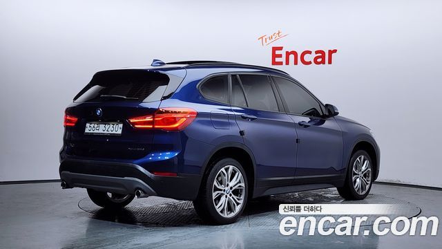 BMW X1 xDrive 18d Joy — пробег 69 667 км — фото 2 из 5