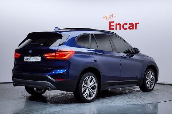 BMW X1 xDrive 18d Joy — пробег 69 667 км — фото 2 из 5