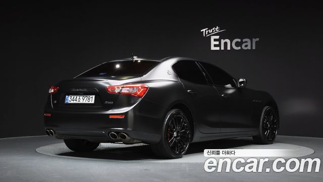Maserati Ghibli из Кореи Encar