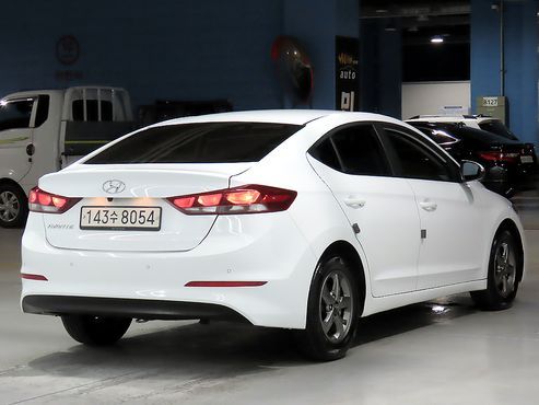 Hyundai AVANTE 1.6 GDI Style — пробег 134 738 км — фото 4 из 5