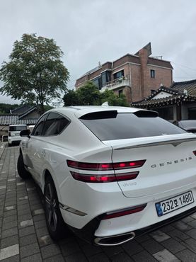 Genesis GV80 2.5T Gasoline AWD — пробег 14 500 км — фото 2 из 5