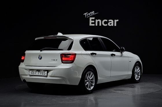 BMW 1-Series 118d Urban Pack1 5Dr — пробег 150 180 км — фото 2 из 5