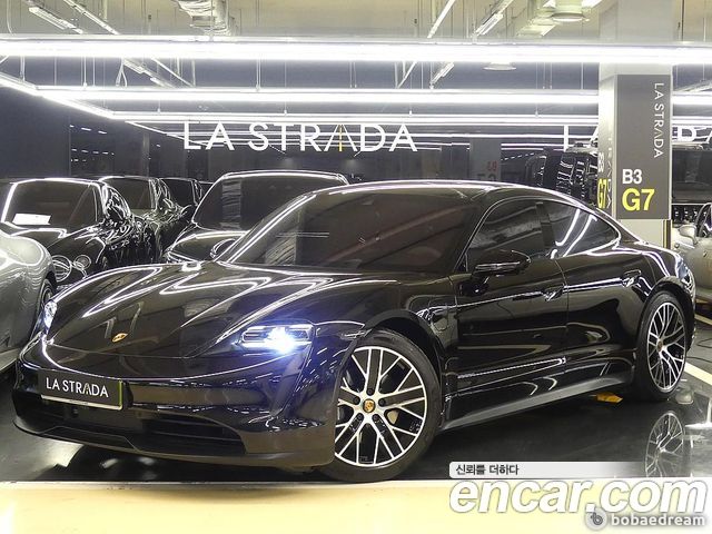 Porsche Taycan Base — пробег 31 275 км — фото 2 из 5