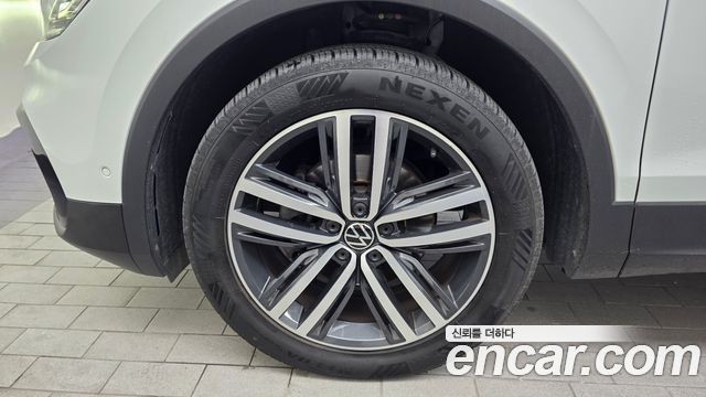 Volkswagen Tiguan 2.0 TDI 4Motion Prestige — пробег 111 763 км — фото 5 из 5