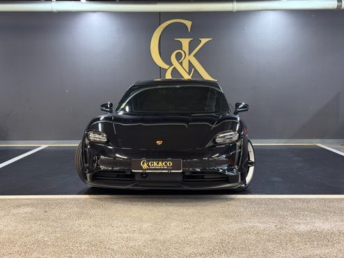 Porsche Taycan Base — пробег 22 400 км — фото 3 из 5