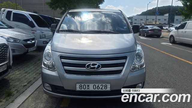 Hyundai Starex 5-Seater VAN Smart — пробег 303 921 км — фото 2 из 5