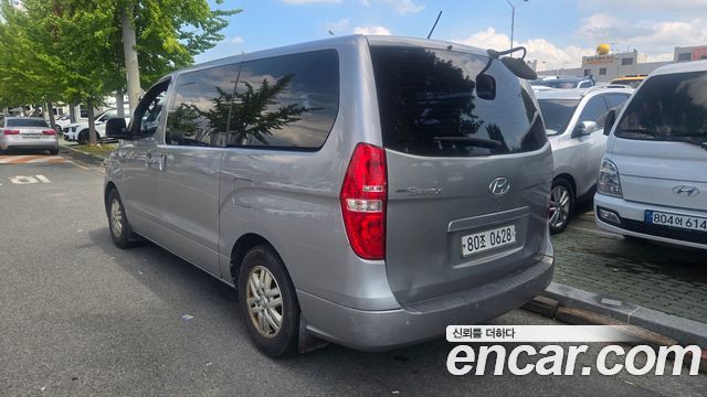 Hyundai Starex 5-Seater VAN Smart — пробег 303 921 км — фото 3 из 5