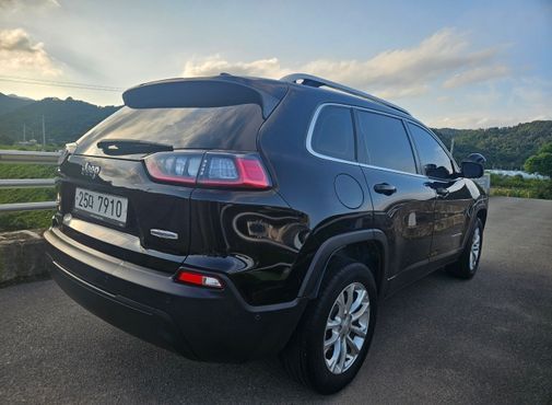 Jeep Cherokee 2.4 Longitude High AWD — пробег 98 877 км — фото 3 из 5