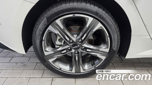 Kia K5 2.0 Signature — пробег 24 954 км — фото 5 из 5