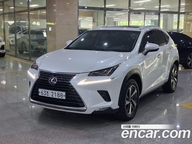 Lexus NX Supreme — пробег 92 810 км — фото 1 из 5