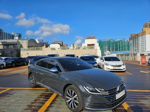 Volkswagen Arteon 2.0 TDI Premium — пробег 94 035 км — фото 2 из 5