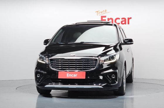 Kia Carnival 9-Seater Prstige — пробег 143 561 км — фото 3 из 5