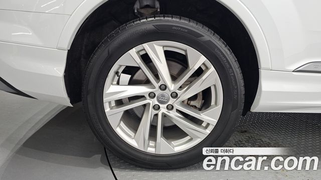 Audi Q7 из Кореи Encar