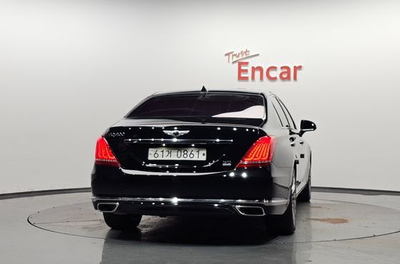 Genesis EQ900 3.3 T-GDI AWD Prestige — пробег 104 678 км — фото 4 из 5