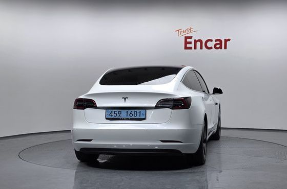 Tesla Model 3 Standard Range Plue RWD — пробег 144 463 км — фото 4 из 5