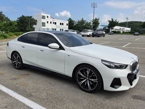 BMW 5-Series 530i xDrive M Sport — пробег 17 644 км — фото 4 из 5
