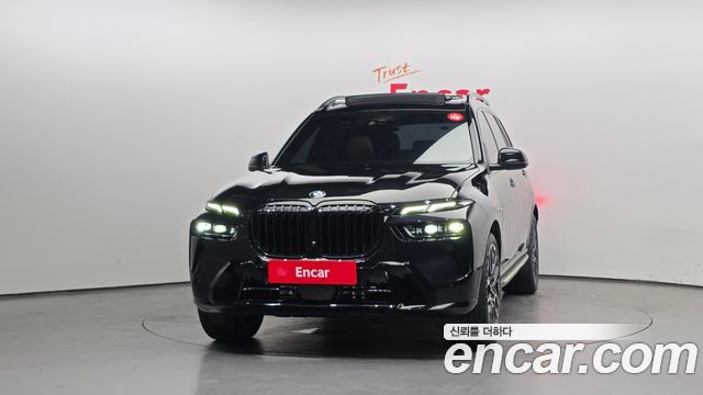 BMW X7 xDrive 40i M Sport 7STR — пробег 13 110 км — фото 3 из 5