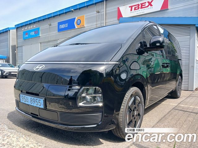 Hyundai Staria EV Cargo 5-Seater Modern — пробег 500 км — фото 1 из 5