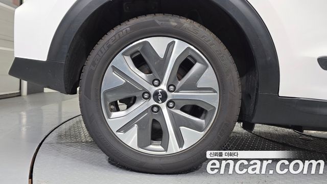 Kia Niro Earth — пробег 169 357 км — фото 5 из 5