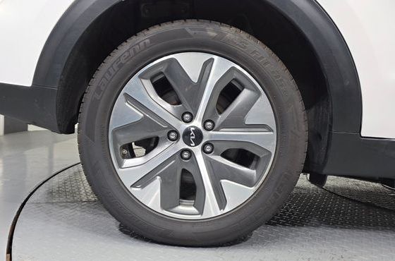 Kia Niro Earth — пробег 169 357 км — фото 5 из 5