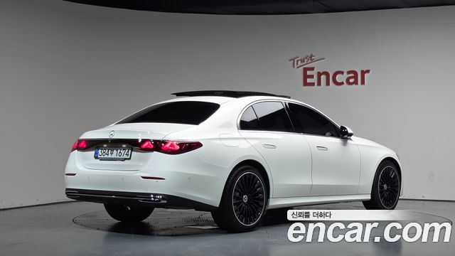 Mercedes-Benz E-Class из Кореи Encar