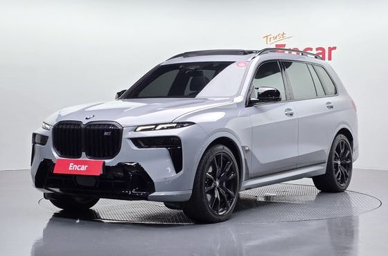 BMW X7 M60i xDrive M sport 6STR — пробег 32 160 км — фото 1 из 5