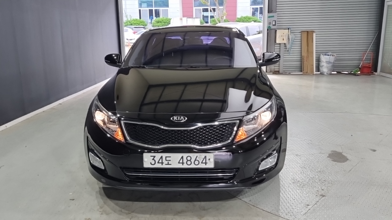 Kia K5 LPI Luxury — пробег 128 742 км — фото 3 из 5