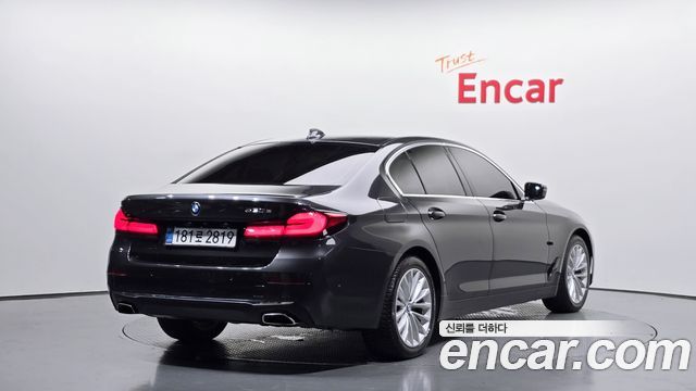 BMW 5-Series 530e Luxury — пробег 87 479 км — фото 2 из 5