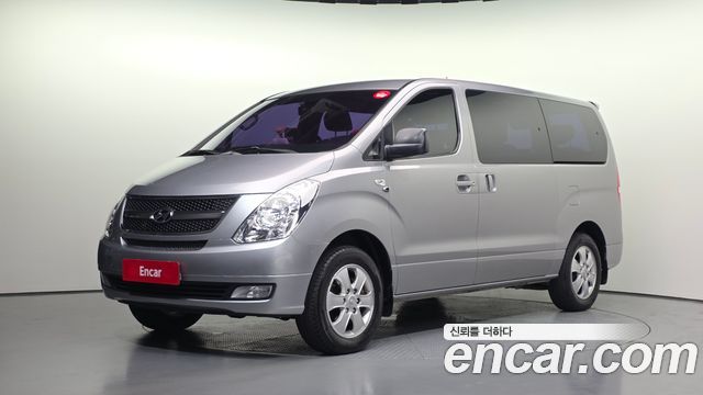 Hyundai Starex 4WD 12-Seater Wagon CVX Luxury — пробег 197 496 км — фото 1 из 5