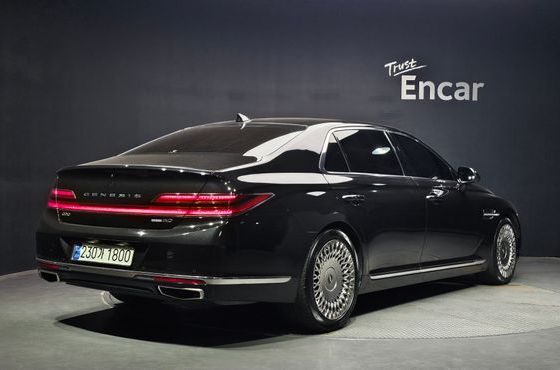 Genesis G90 5.0 AWD Prestige — пробег 354 856 км — фото 2 из 5