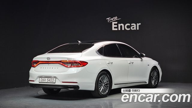 Hyundai Grandeur Exclusive Special — пробег 162 759 км — фото 2 из 5