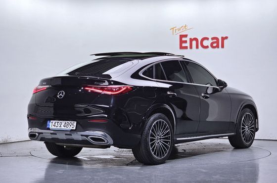 Mercedes-Benz GLC-Class GLC300 4MATIC AMG Line — пробег 49 165 км — фото 2 из 5